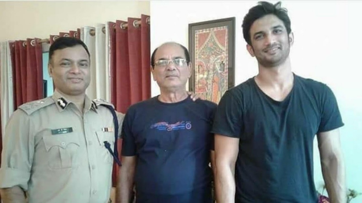 Sushant Singh Rajput with his Father-Filmynism